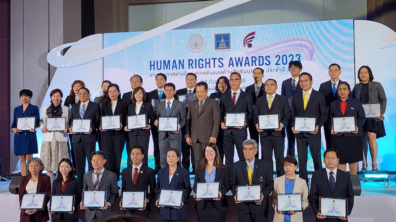 กันกุลคว้ารางวัลองค์กรต้นแบบด้านสิทธิมนุษยชนต่อเนื่องเป็นปีที่ 2 ยกระดับขึ้นสู่ “ระดับดีเด่น” ประจำปี 2566